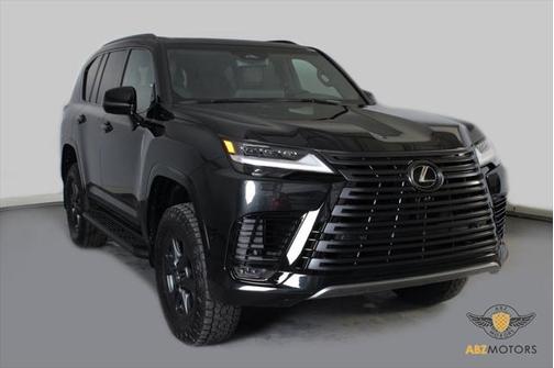 2025 Lexus LX 700h Overtrail