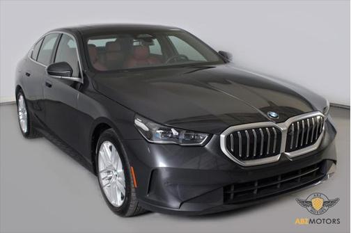 2024 BMW 530 i