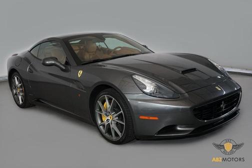 2011 Ferrari California Base
