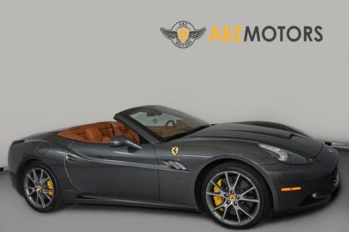 2011 Ferrari California Base