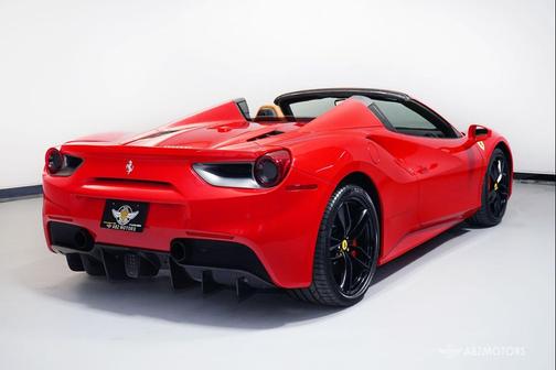 Rosso Corsa 2018 Ferrari 488 Spider Base