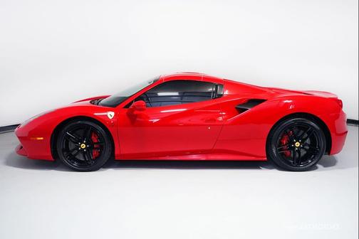 Rosso Corsa 2018 Ferrari 488 Spider Base