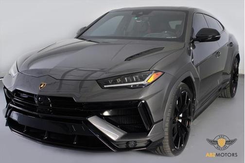 2023 Lamborghini Urus S