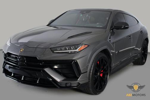 2023 Lamborghini Urus S