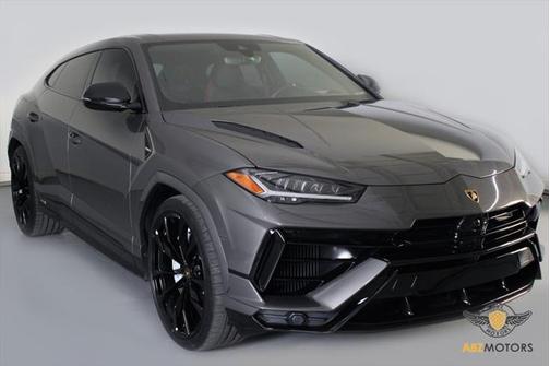 2023 Lamborghini Urus S