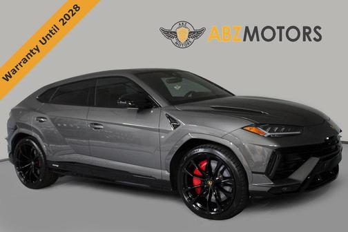 2023 Lamborghini Urus S