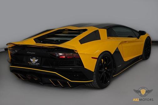 2018 Lamborghini Aventador S Base