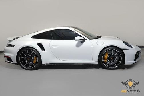 2024 Porsche 911 Turbo S