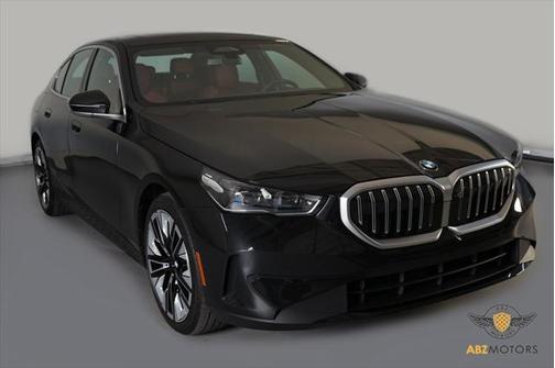 2025 BMW 530 i