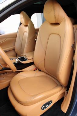 2021 Aston Martin DBX Base