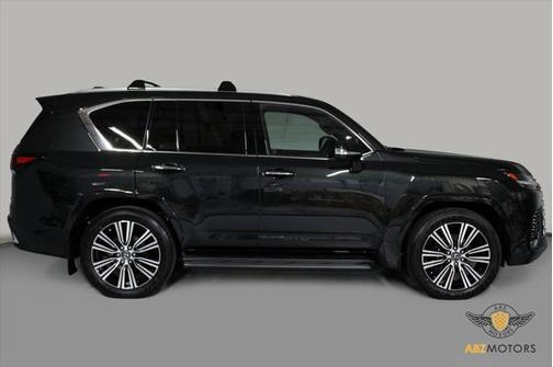 2025 Lexus LX 600 Luxury