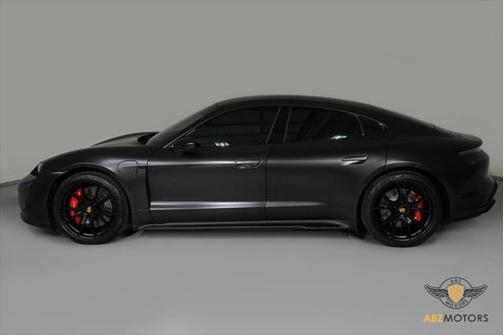 2023 Porsche Taycan GTS