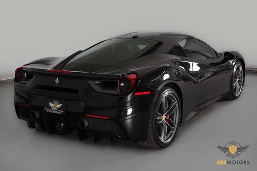 2017 Ferrari 488 GTB Base