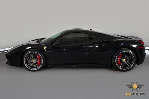 2017 Ferrari 488 GTB Base