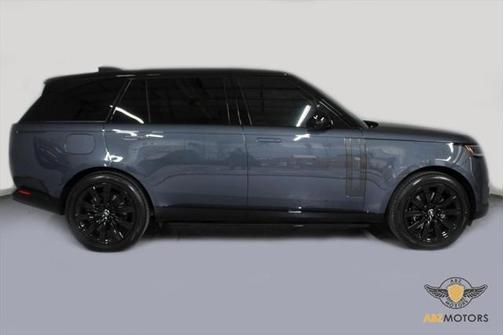 2025 Land Rover Range Rover P530 SE 7 Seat