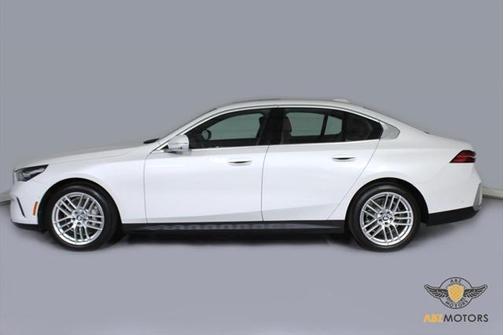 2024 BMW 530 i