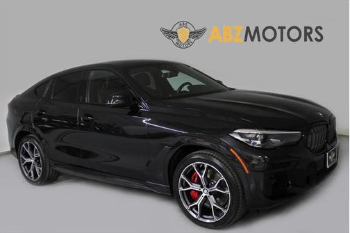 2022 BMW X6 M50i