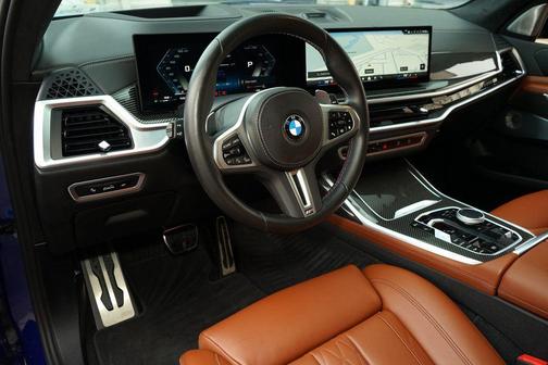 2024 BMW X7 M60i