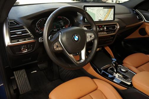 2024 BMW X4 xDrive30i