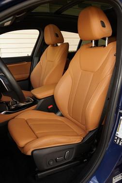 2024 BMW X4 xDrive30i