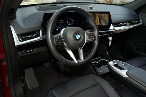 2025 BMW X2 xDrive28i