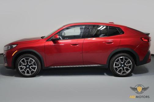 2025 BMW X2 xDrive28i