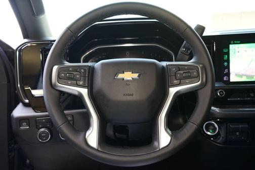 2025 Chevrolet Silverado 3500 LT