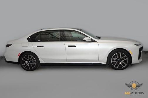 2023 BMW 760 i xDrive