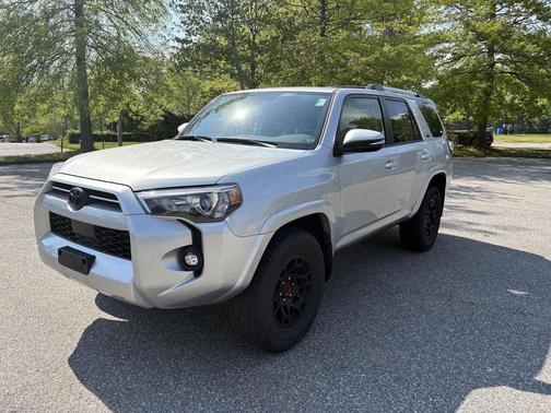 Classic Silver Metallic 2023 Toyota 4Runner SR5 Premium