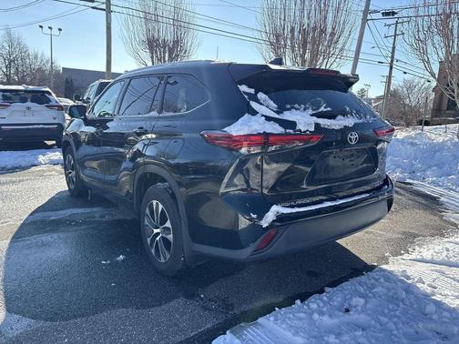2020 Toyota Highlander XLE