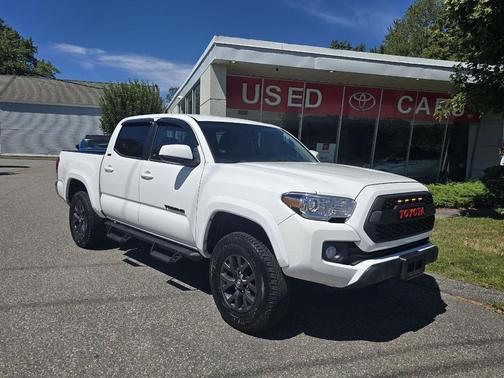 2023 Toyota Tacoma SR5