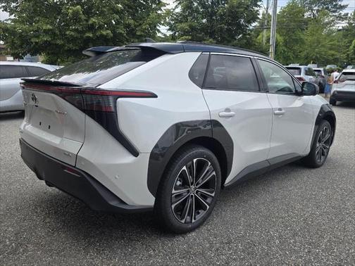 2025 Toyota bZ4X Limited