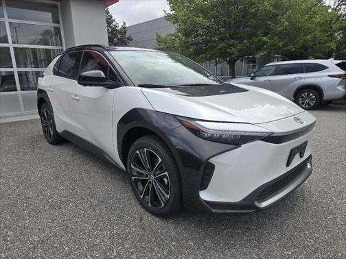 2025 Toyota bZ4X Limited