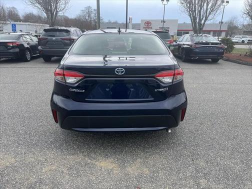 2022 Toyota Corolla Hybrid LE