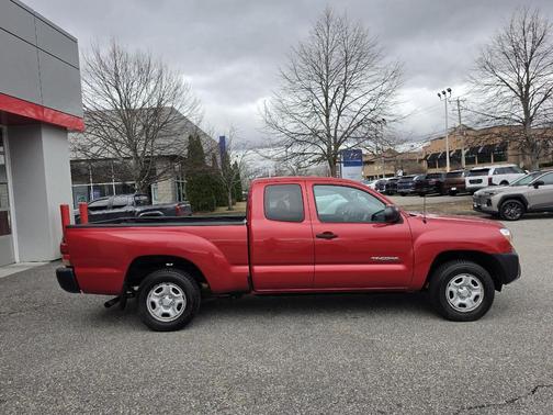2015 Toyota Tacoma SR5