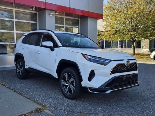 2025 Toyota RAV4 Hybrid SE