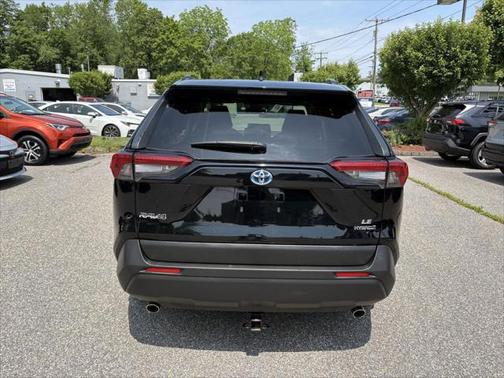 2020 Toyota RAV4 Hybrid LE