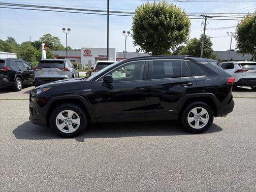 2020 Toyota RAV4 Hybrid LE