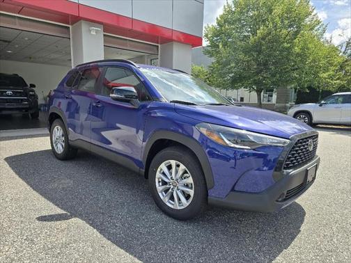2025 Toyota Corolla Cross LE