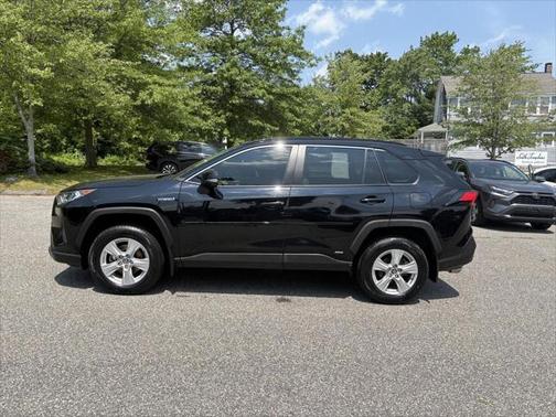 2020 Toyota RAV4 Hybrid XLE