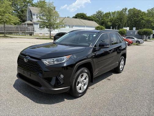 2020 Toyota RAV4 Hybrid XLE