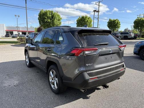 2021 Toyota RAV4 Hybrid XLE Premium