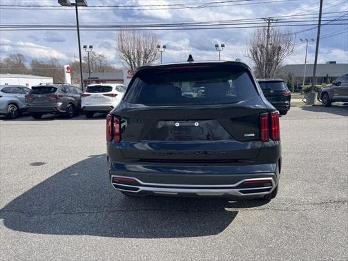 2022 Kia Sorento Plug-In Hybrid SX