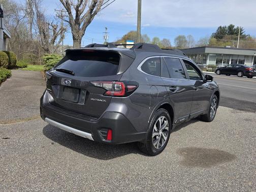 Magnetite Gray Metallic 2022 Subaru Outback Limited