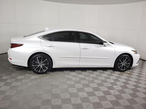 2025 Lexus ES 350 Base