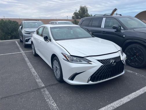 2025 Lexus ES 350 Base