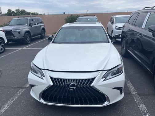 2025 Lexus ES 350 Base
