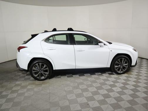 2025 Lexus UX 300h Base