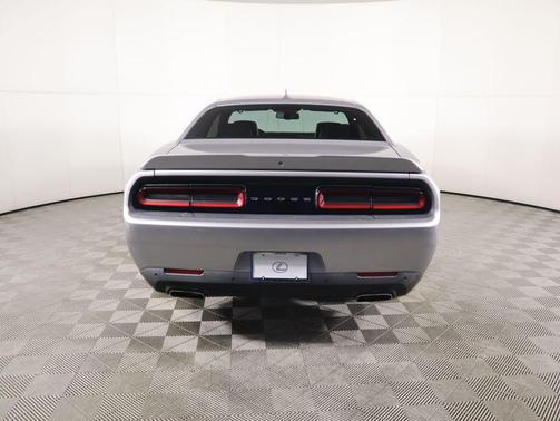 2015 Dodge Challenger SXT Plus