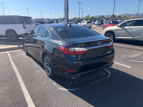 2016 Lexus ES 350 Base